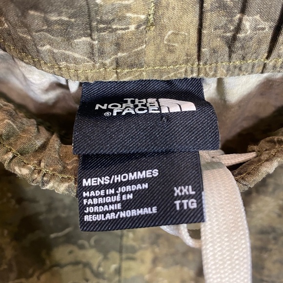 THE NORTH FACE CLASS V SHORT Cloud Camo mens - Picture 12 of 14